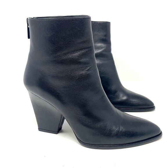 Stuart Weitzman Black Leather Pointed Toe Chunky Heel Booties Women's 9 $595 - Picture 1 of 10